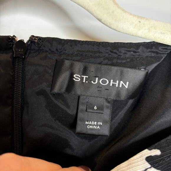 St. John Printed Cocktail Silk Shift Dress - Picture 4 of 10